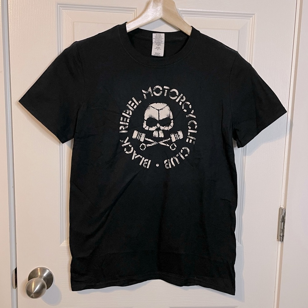 NWOT Gildan Black Rebel Motorcycle Club BRMC skull & pistons graphic tee sz S